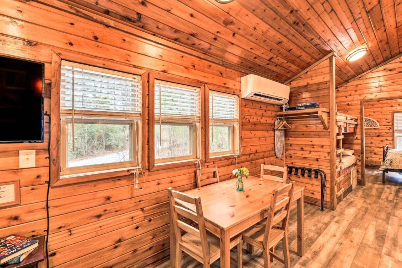Charming New Bern Log Cabin - Pets Welcome! Kültér fotó